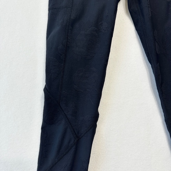 Mono B Black Jacquard Textured High-Waisted Leggings Women’s Size Small - Picture 4 of 7